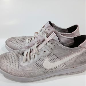 Nike Flyknit Dunk Size 11 "Pink"